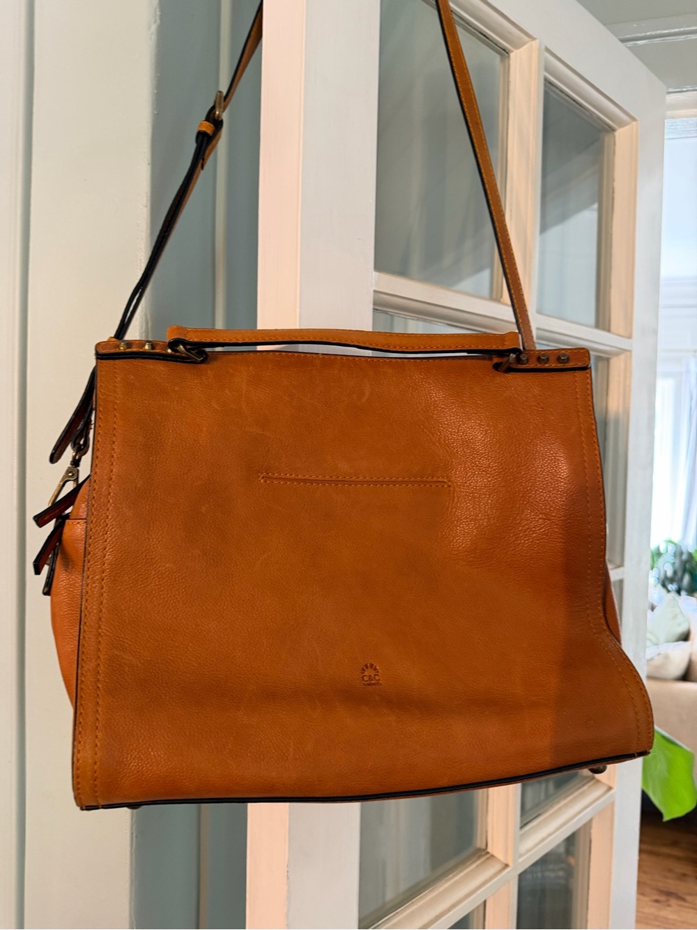 C&C California Saddle Tan Leather Shoulder Bag
